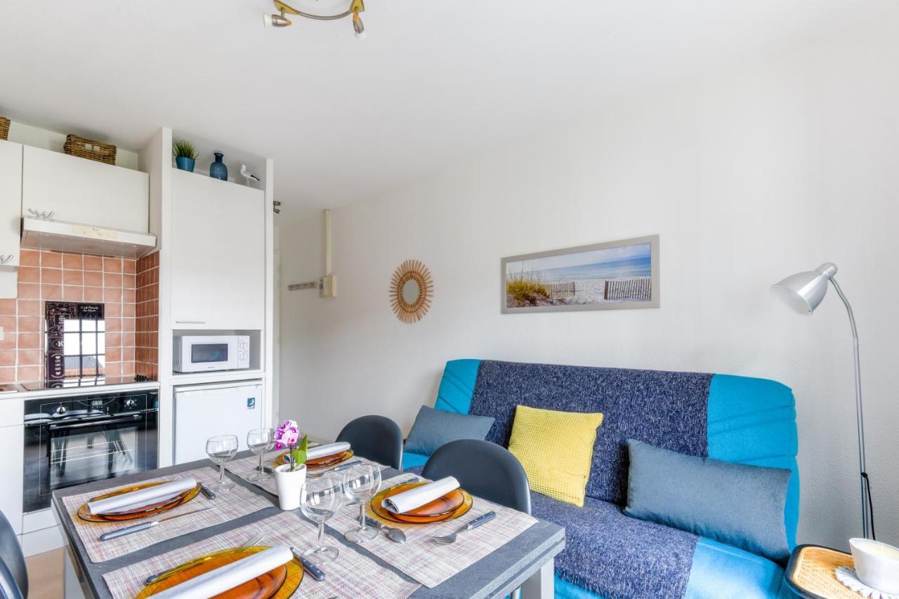 Le Voilier Apartamento Courseulles-sur-Mer Exterior foto