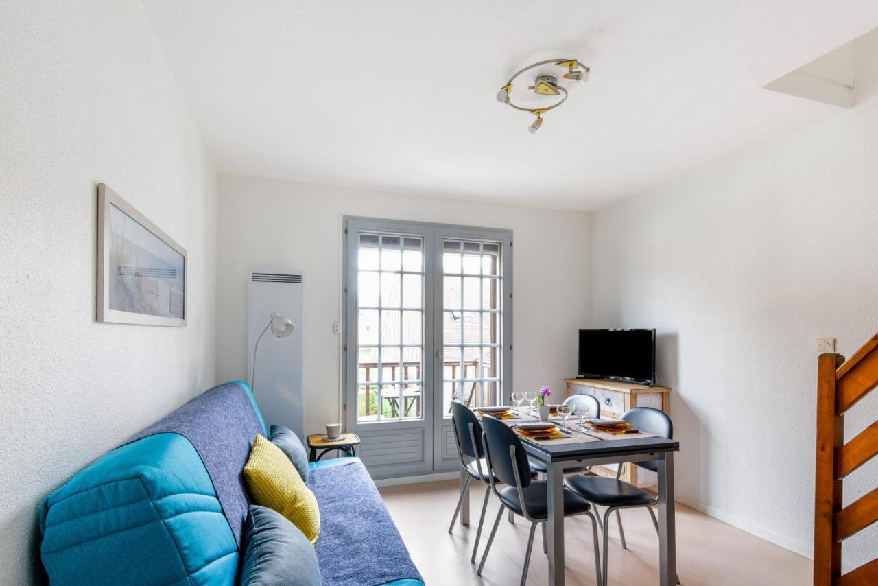 Le Voilier Apartamento Courseulles-sur-Mer Exterior foto
